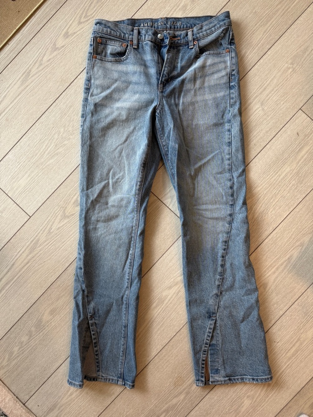 NEVER WORN AE Light Blue Split-Hem Boyfriend Jeans